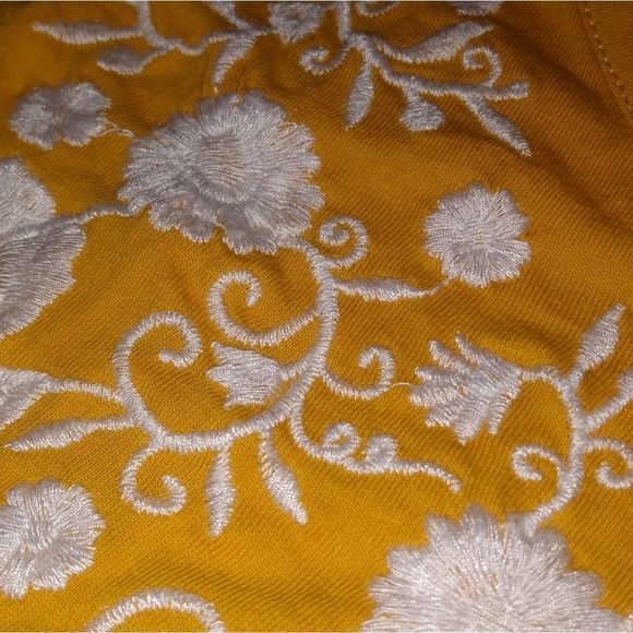 J.Crew Mustard Colored Top with White Embroidery Floral Pattern . 💛 - Picture 5 of 6